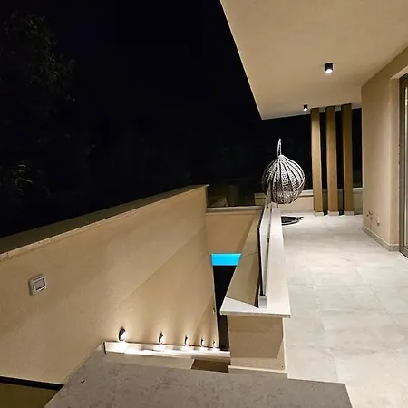 Luxury Forest With Heated Pool In Istria Вилла Умаг