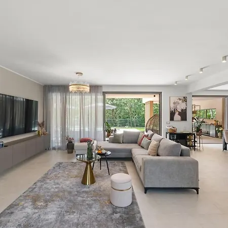 Luxury Forest With Heated Pool In Istria * Умаг