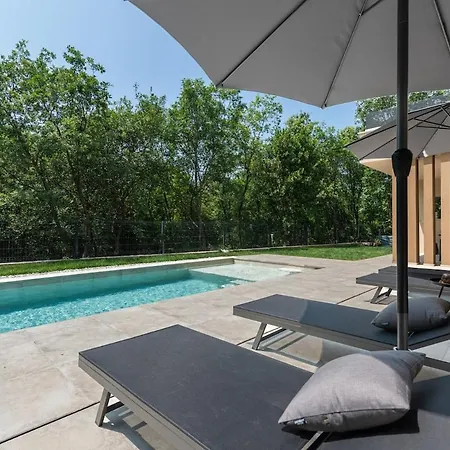 Luxury Forest With Heated Pool In Istria Villa *