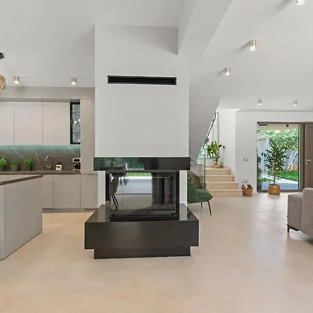 Villa Luxury Forest With Heated Pool In Istria