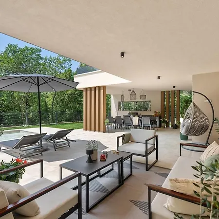 Luxury Forest With Heated Pool In Istria Villa *