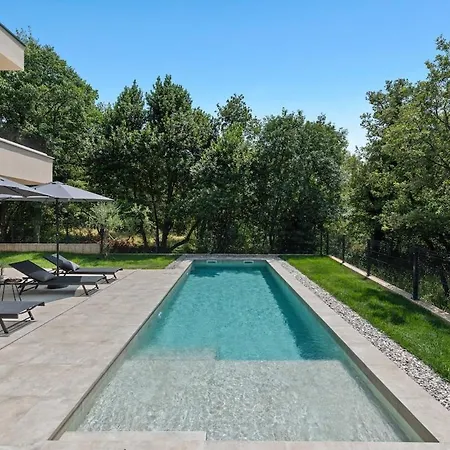 Villa Luxury Forest With Heated Pool In Istria *