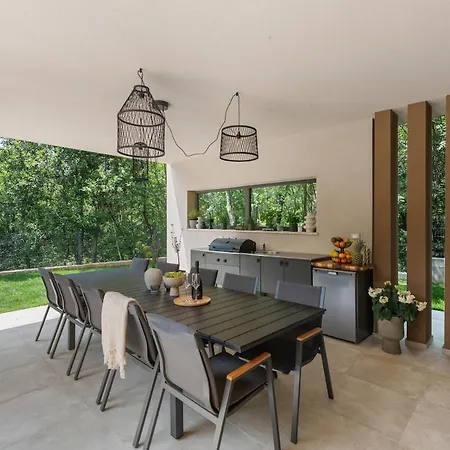 Luxury Forest With Heated Pool In Istria Villa Umag