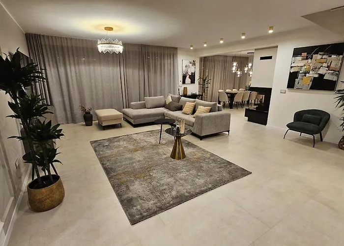 Luxury Forest With Heated Pool In Istria Βίλα *